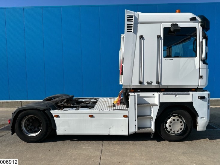 Renault AE Magnum 460 Dxi