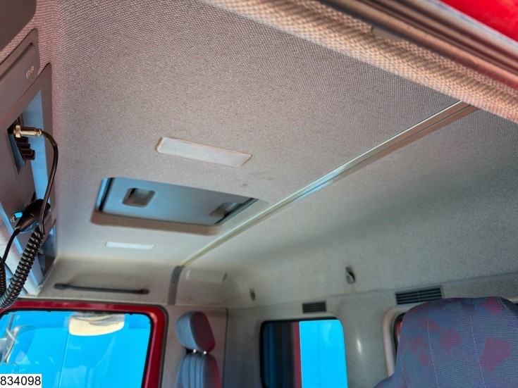 Mercedes Actros 3348