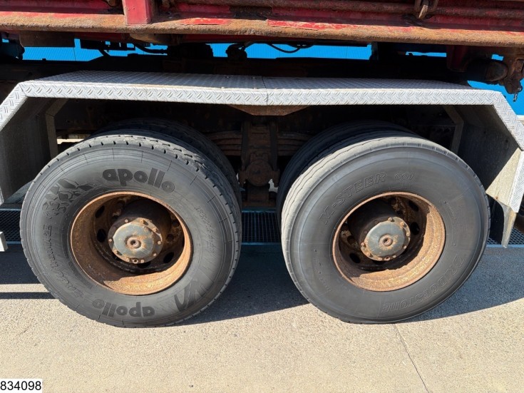 Mercedes Actros 3348