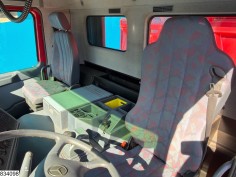 Mercedes Actros 3348