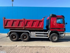 Mercedes Actros 3348