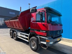 Mercedes Actros 3348