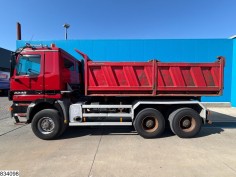 Mercedes Actros 3348