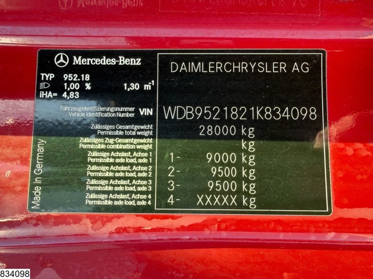 Mercedes Actros 3348