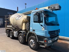 Mercedes Actros 3236