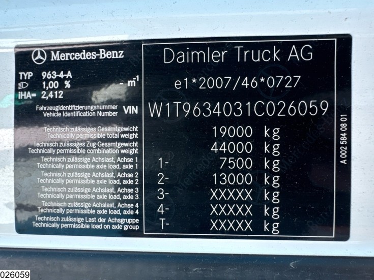 Mercedes Actros 1845