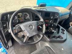 Mercedes Actros 2443