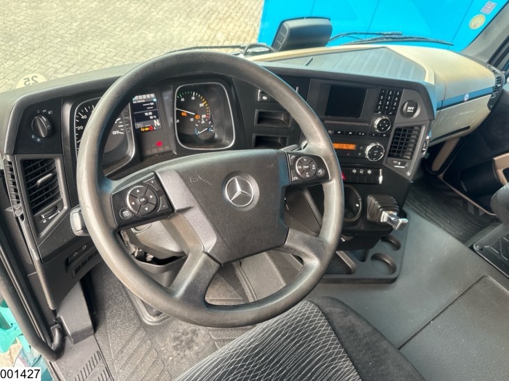 Mercedes Actros 1848