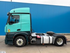 Mercedes Actros 1848