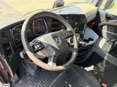 Mercedes Actros 2548