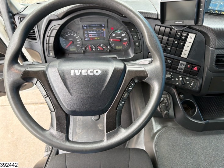 Iveco 260X36