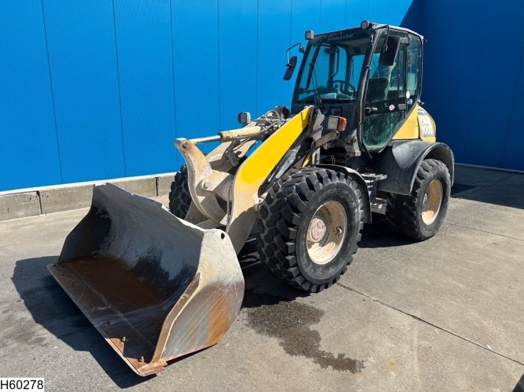 Komatsu WA 100 M-6