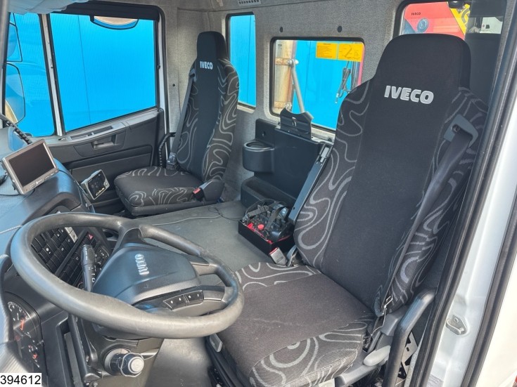 Iveco Trakker 330