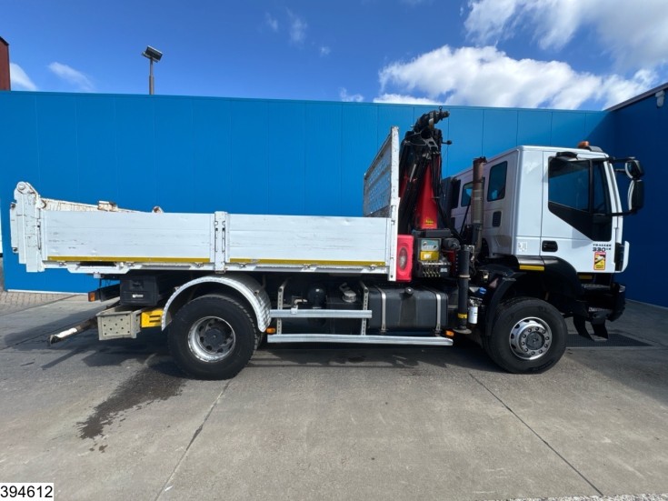 Iveco Trakker 330