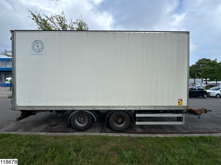 Lecitrailer gesloten bak