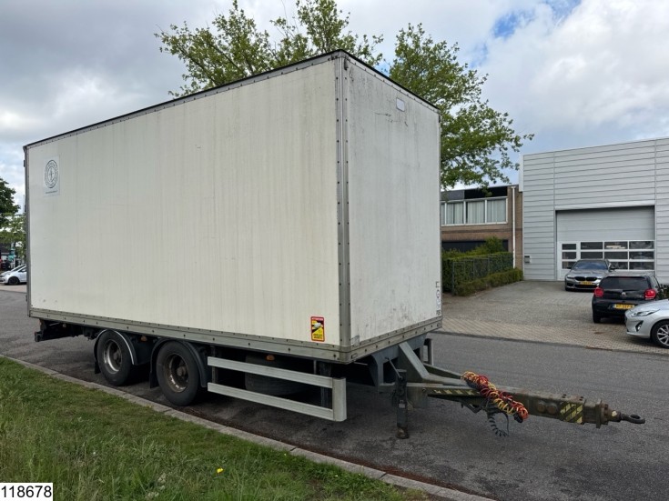 Lecitrailer gesloten bak