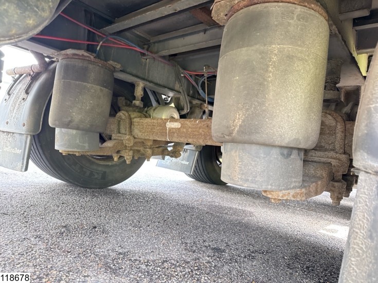Lecitrailer gesloten bak