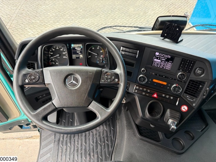 Mercedes Actros 1848