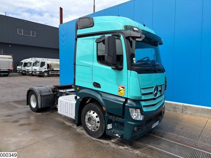 Mercedes Actros 1848