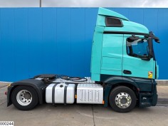 Mercedes Actros 1848
