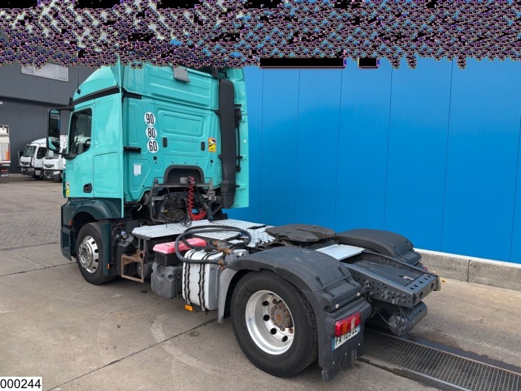 Mercedes Actros 1848