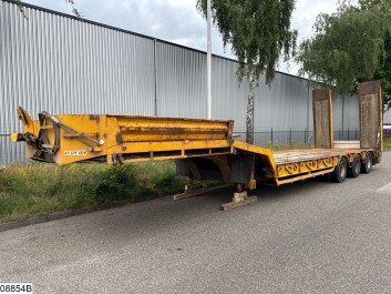 Trax Lowbed