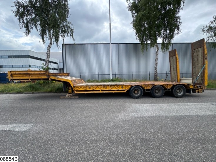 Trax Lowbed