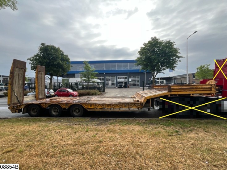 Trax Lowbed