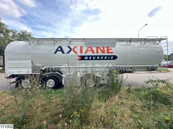 Ova silo