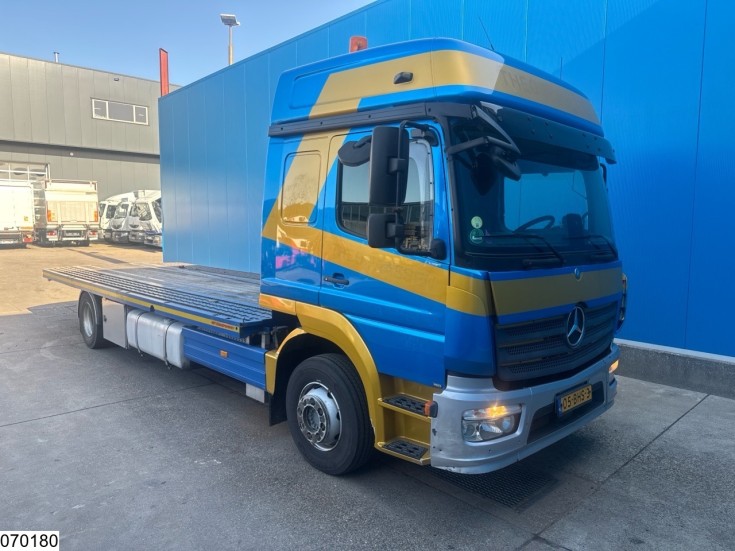 Mercedes Atego 1527