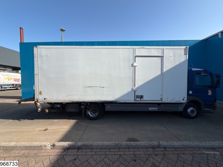 Mercedes Atego 1018