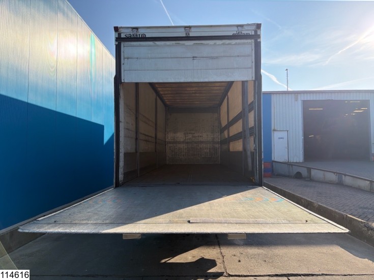 Renault Premium 270
