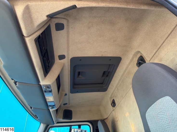 Renault Premium 270