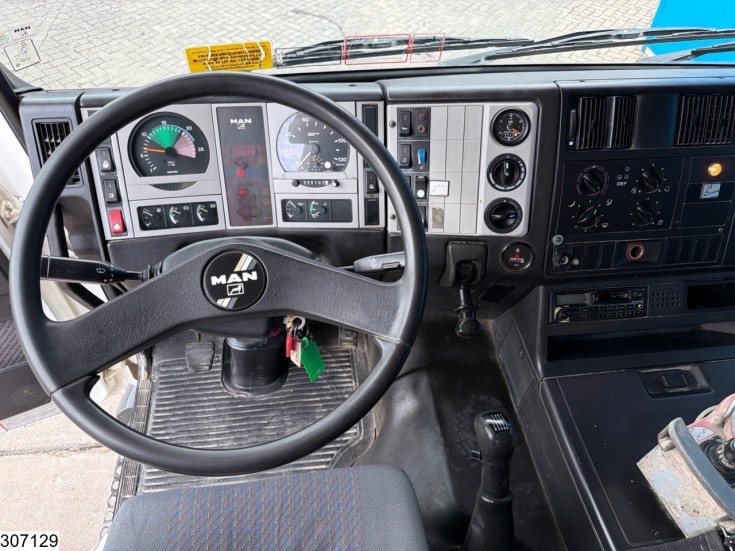 MAN 32 414