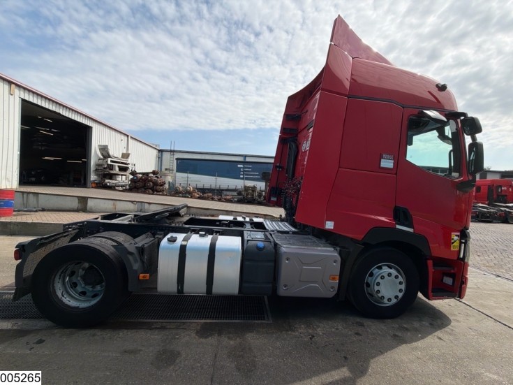 Renault T 440