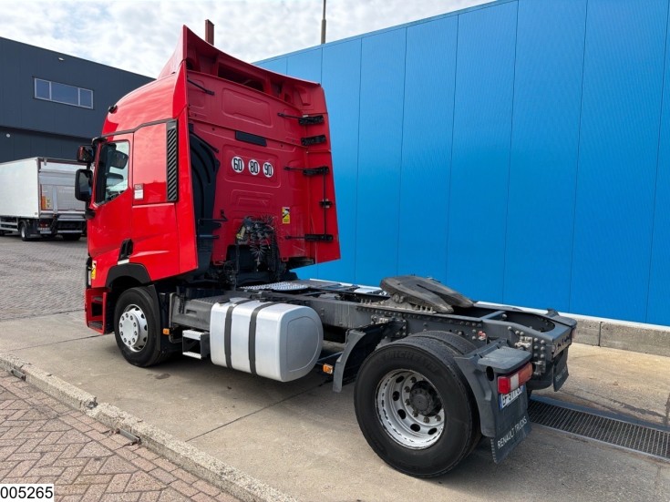Renault T 440
