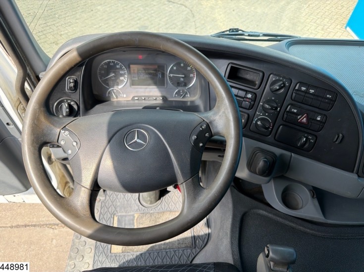 Mercedes Actros 3336