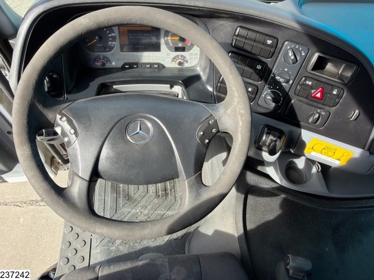 Mercedes Actros 1836