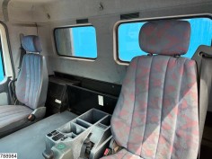 Mercedes Actros 1831