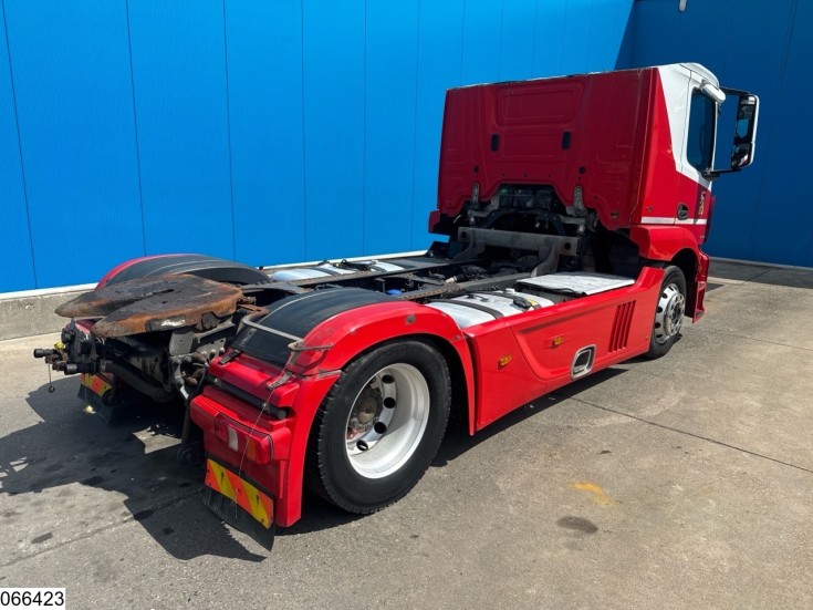 Mercedes Actros 1843