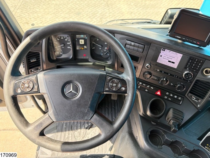 Mercedes Antos 2536