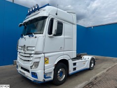 Mercedes Actros 1848