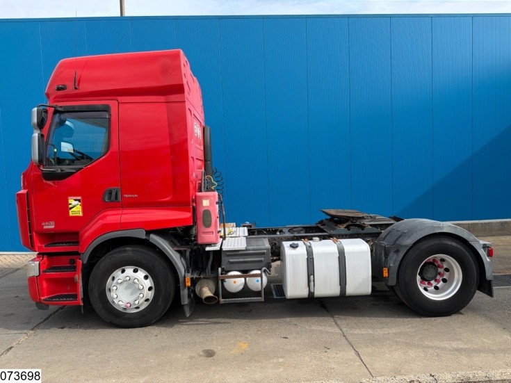 Renault Premium