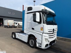 Mercedes Actros 1845