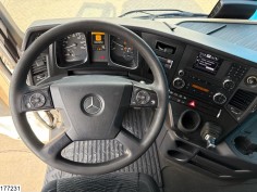 Mercedes Actros 1845