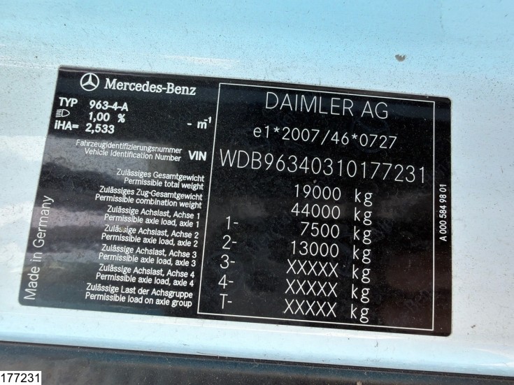 Mercedes Actros 1845