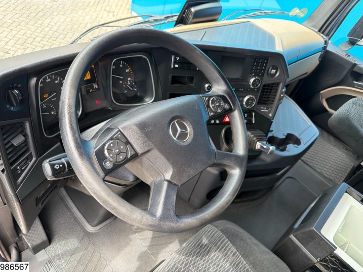 Mercedes Actros 1842