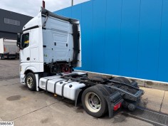 Mercedes Actros 1842
