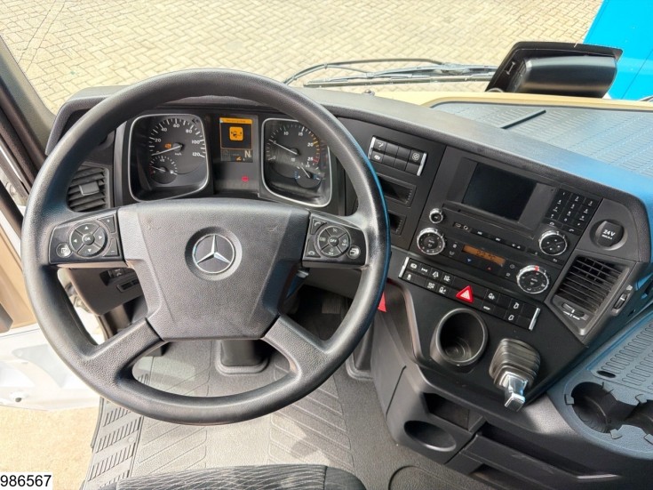 Mercedes Actros 1842