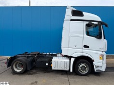 Mercedes Actros 1842